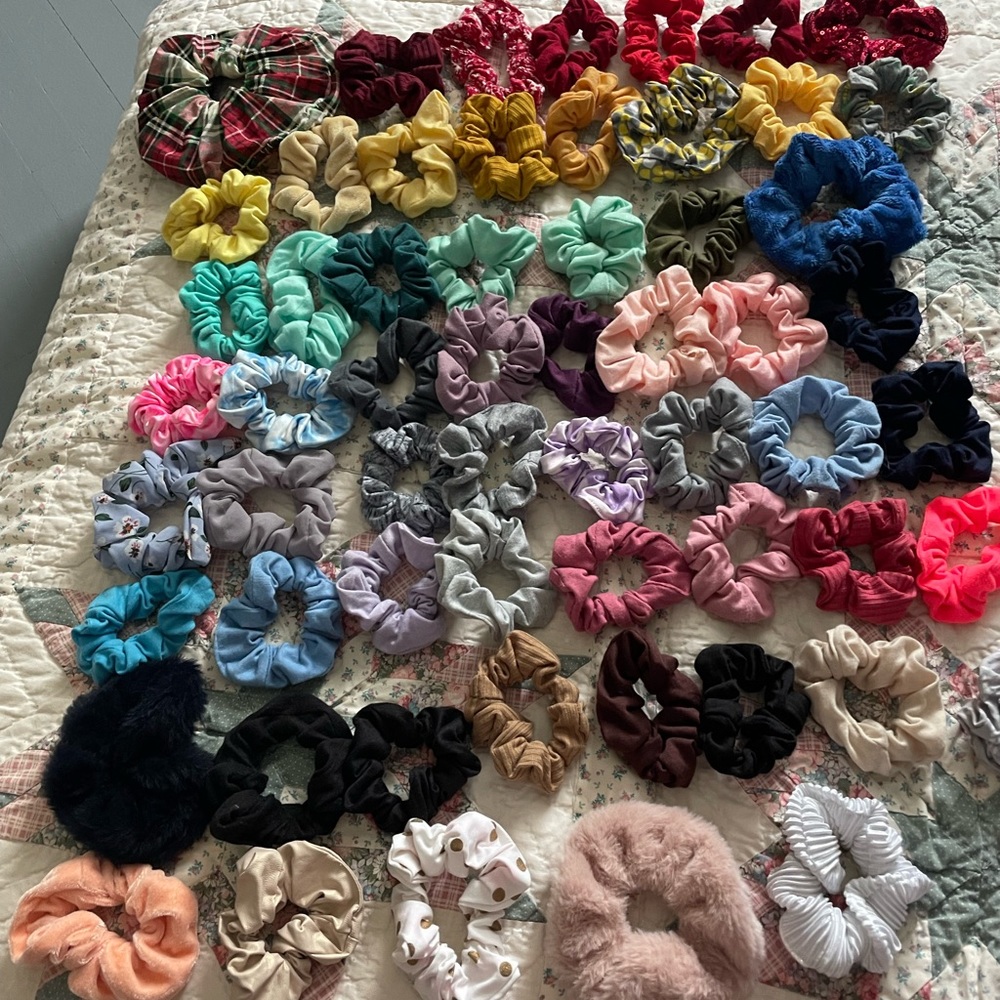 59 scrunchies